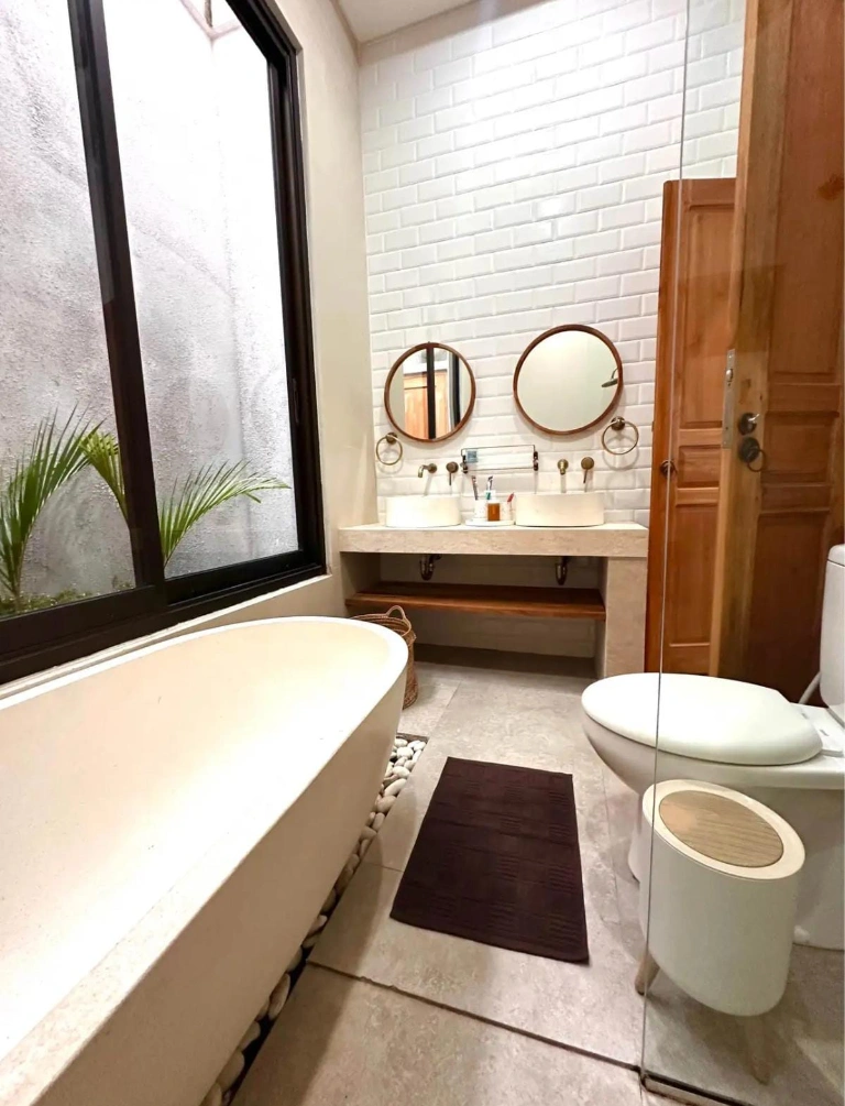 2BR near Kedungu Beach ,quite area and Pet allowed in Seseh - Image 2