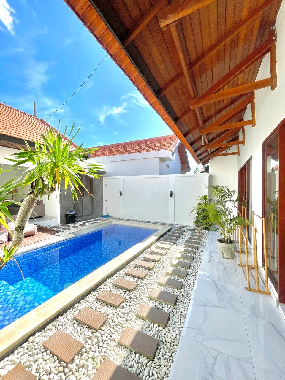 Best Location! 2BR Canggu Villa, 5 Mins to Beach & Hotspots in Canggu - Image 3