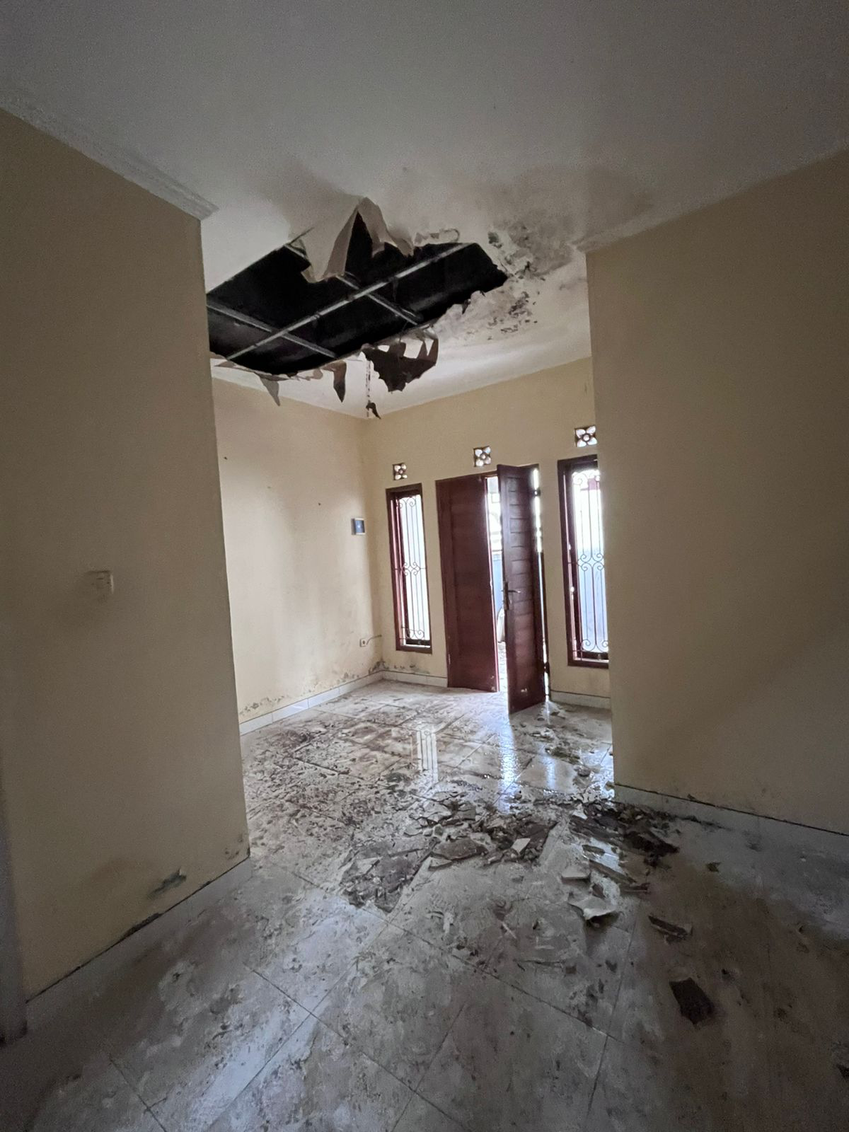 🏚️ Abandoned House for Sale | Kutuh, Kuta Selatan in Nusa Dua - Image 3