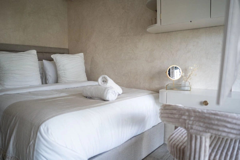 Lumoo Loft By Local Property Team in Canggu - Image 5