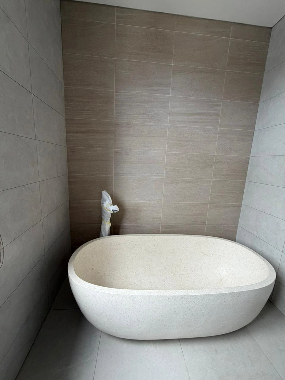 DO - BRAND NEW TWIN VILLA MODERN STYLE LOCATED AT BEACHSIDE PERERENAN  in Pererenan - Image 5