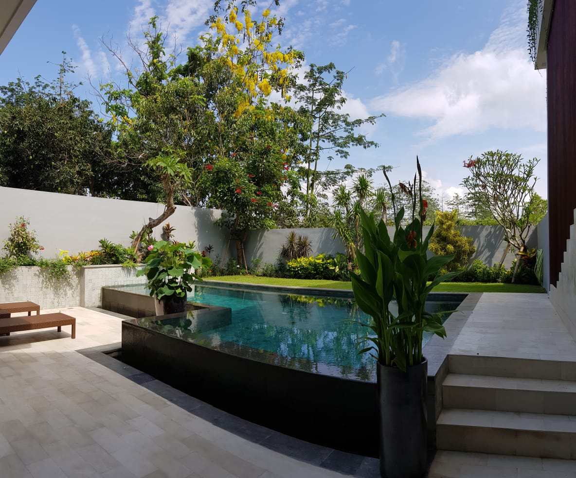 Multi-Level Modern Tropical Luxury Villa — Direct Owner | For Sale or Rent in Uluwatu - Image 4