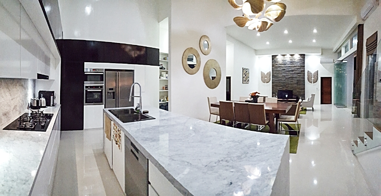 Multi-Level Modern Tropical Luxury Villa — Direct Owner | For Sale or Rent in Uluwatu - Image 5