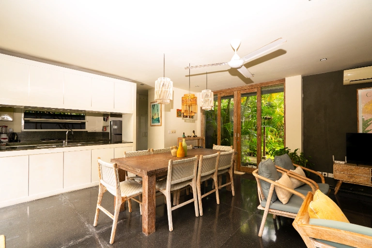 Villa Kebun – Spacious 4BR Family Villa with Garden | Quiet Canggu Area in Canggu - Image 5