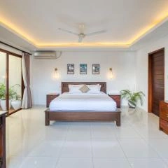 Modern Four Bedroom Luxury Villa in the Heart of Canggu (Berawa) in Canggu - Image 3