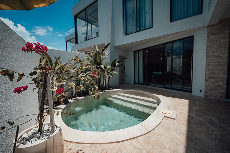 Brand New 3BR Villa w/ Rooftop & Ocean Views