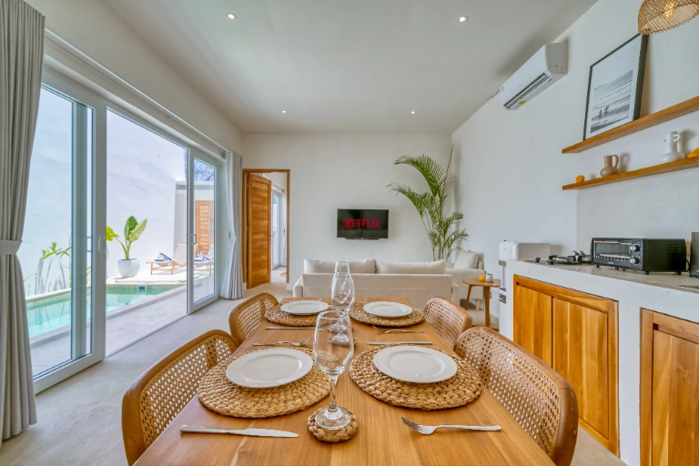 Mediterranean 2BR Rooftop Villa w/ Private Pool in Kuta - Image 4