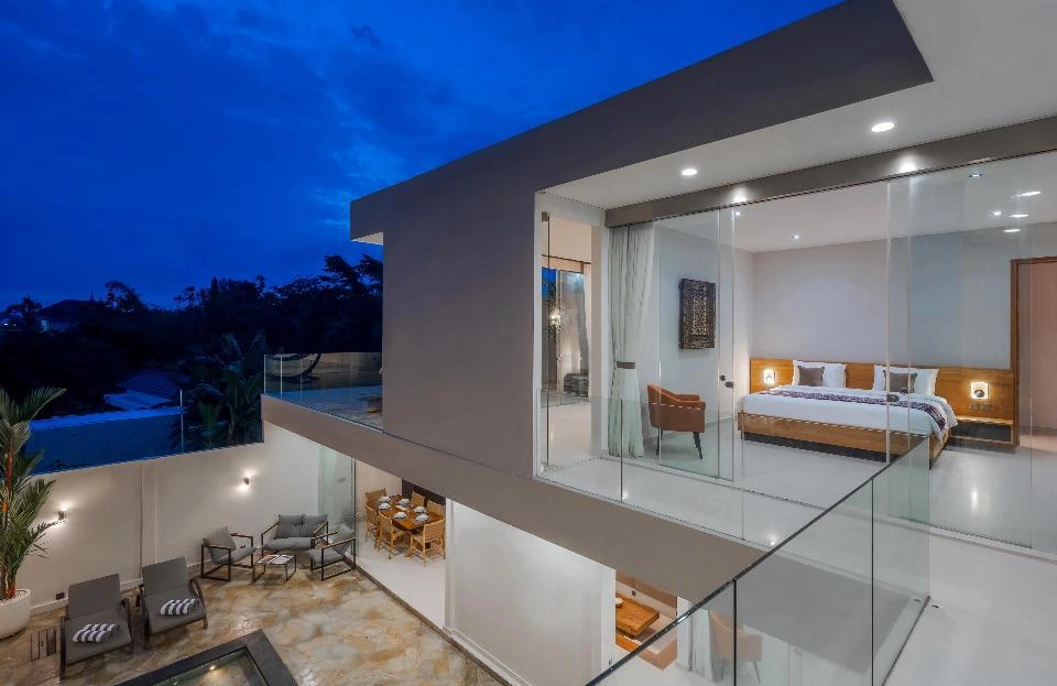 Fully Equipped 3BR 3.5BA Luxury Villa ✨✨ in Canggu - Image 2