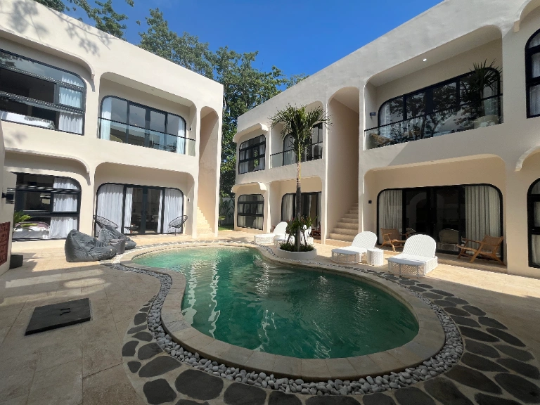 Mediterranean 1BR Unit w/ Shared Pool in Uluwatu - Image 2