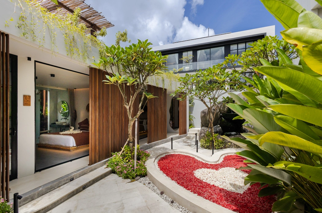 Luxury Estate - Ultra-Luxury 6-Bedroom Villa with VIP Amenities in Pererenan in Pererenan - Image 3