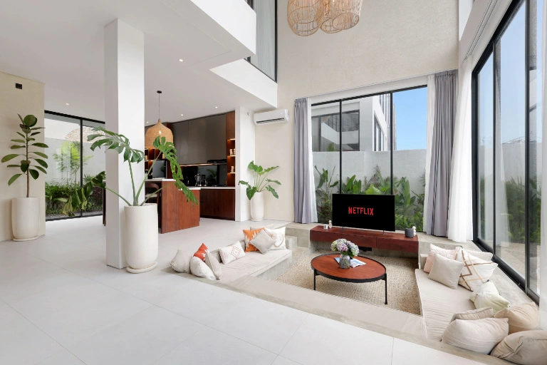 Aquamarine Villa III Pererenan Lot 6 / Oceanview Rooftop /  in Pererenan - Image 5