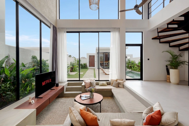 Aquamarine Villa III Pererenan Lot 6 / Oceanview Rooftop /  in Pererenan - Image 3