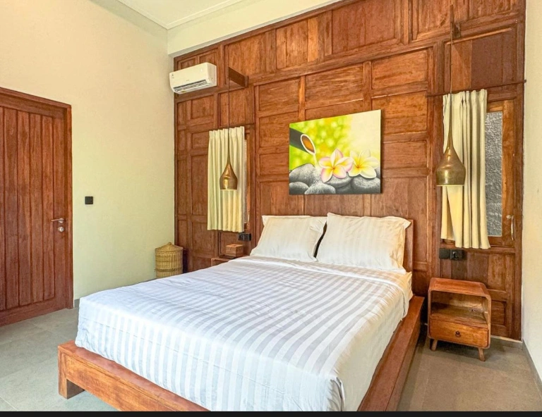 RBS27: 3BR MODERN TRADITIONAL VILLA – FOR YEARLY RENT, TANAH LOT in Tabanan - Image 4