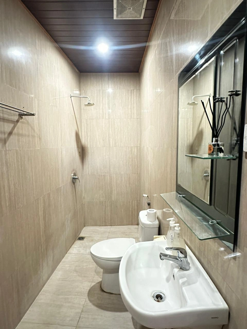 2 BEDROOM PRIVATE VILLA IN BERAWA CANGGU in Canggu - Image 5