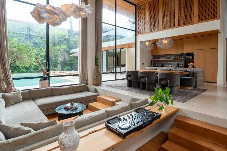 Exclusive Bespoke Luxury 4 Bedroom Villa in Berawa  – Monthly & Yearly Rental in Canggu - Image 5