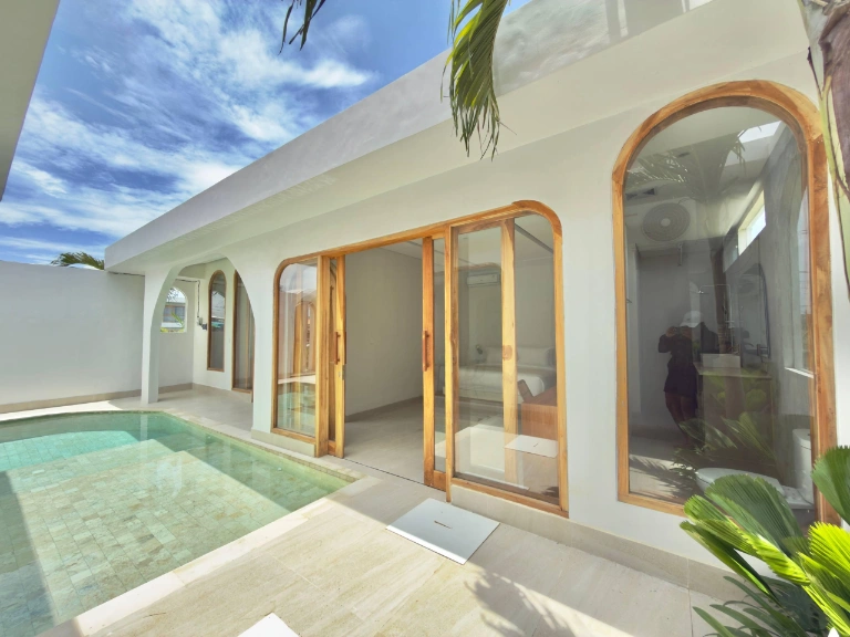 2BR BRAND NEW MODERN VILLA AT SESEH NEAR TO THE BEACH in Seseh - Image 2