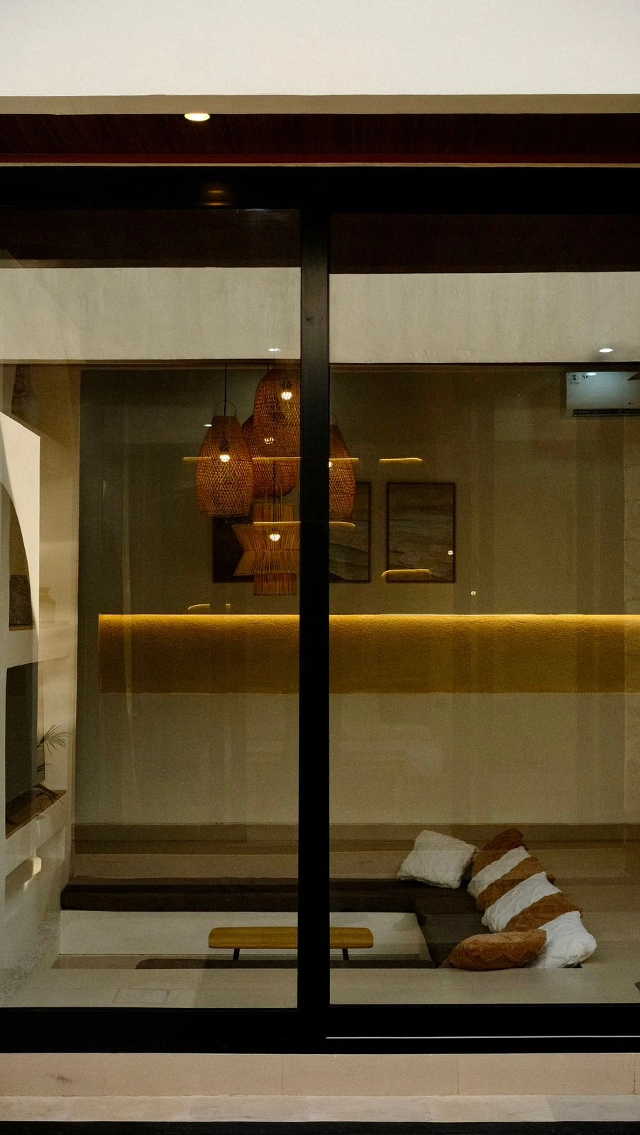 𝗠𝗘𝗗𝗜𝗧𝗘𝗥𝗥𝗔𝗡𝗘𝗔𝗡 𝗘𝗟𝗘𝗚𝗔𝗡𝗖𝗘 𝗠𝗘𝗘𝗧𝗦 𝗖𝗔𝗡𝗚𝗚𝗨 𝗟𝗜𝗙𝗘𝗦𝗧 in Canggu - Image 3