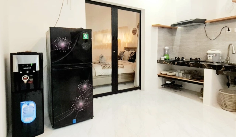 3BR VILLA FOR RENT, GUNUNG SOPUTAN. FOR MINIMUM 3 YEARS, SUBLEASE ALLOWED in Seminyak - Image 4