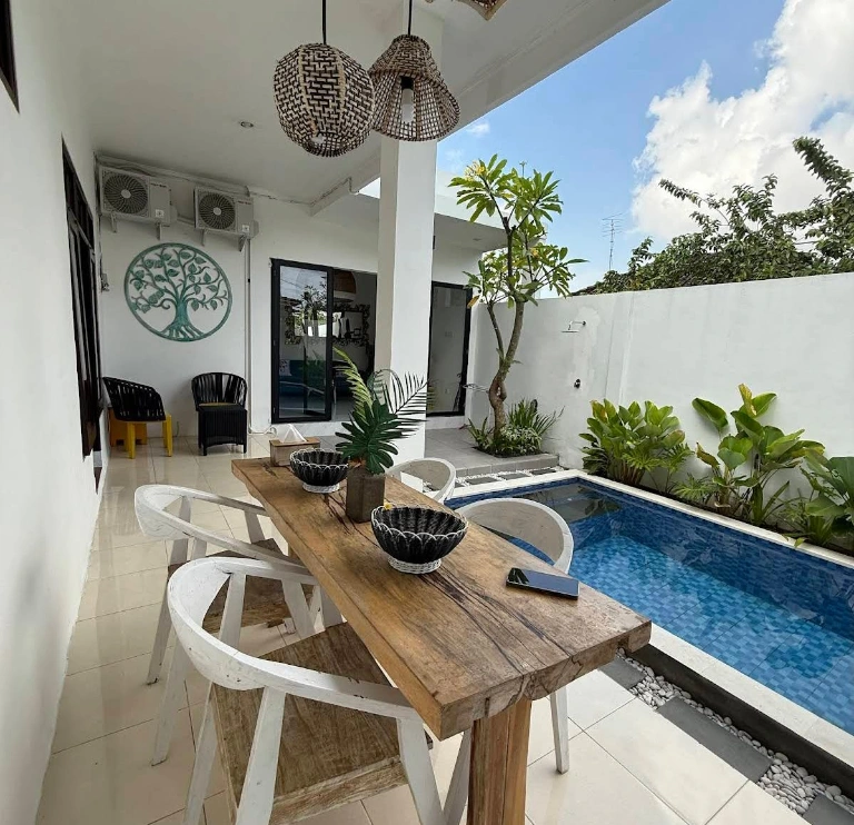 3BR VILLA FOR RENT, GUNUNG SOPUTAN. FOR MINIMUM 3 YEARS, SUBLEASE ALLOWED in Seminyak - Image 1