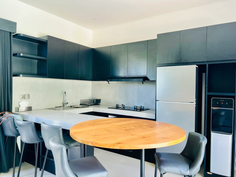 2 BEDROOMS TROPICAL MODERN VILLA IN UMALAS – MONTHLY & YEARLY – YO210 in Canggu - Image 3