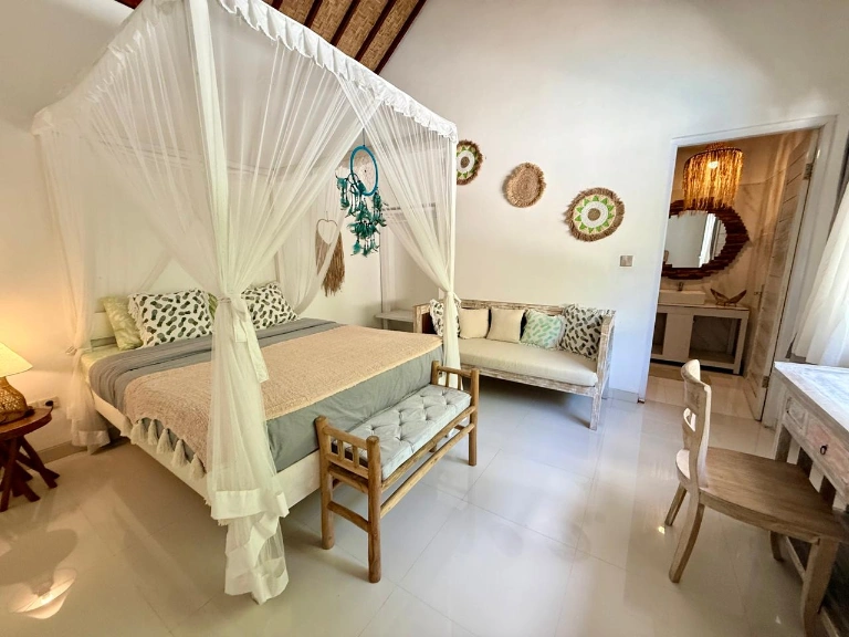 3 BEDROOM RIVER VILLA IN CANGGU in Canggu - Image 1