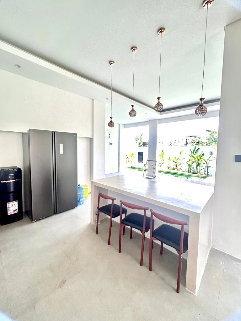 Freehold 4BR Rice Field View Villa in Canggu - Image 4