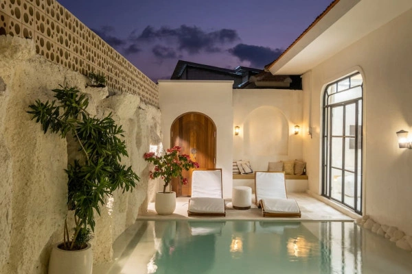 Villa Casa Thalasa by Orivista – Designer Luxury Villa with Waterfall Pool in Canggu - Image 3