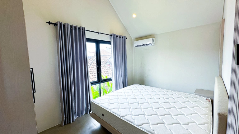 RKY44 – Two Bedroom Compact Townhouse, Berawa Location in Canggu - Image 4