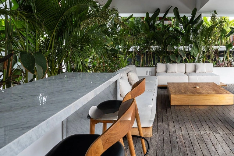 Premium Beachside 4BR Villa w/ Rooftop  in Canggu - Image 5