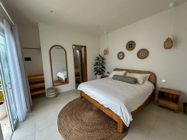 2BR Villa w/ Rooftop & Pool  in Uluwatu - Image 4