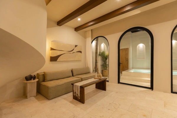 Villa Sawa 2 β Your Private Poolside Haven for a Romantic Stay in Pererenan - Image 2