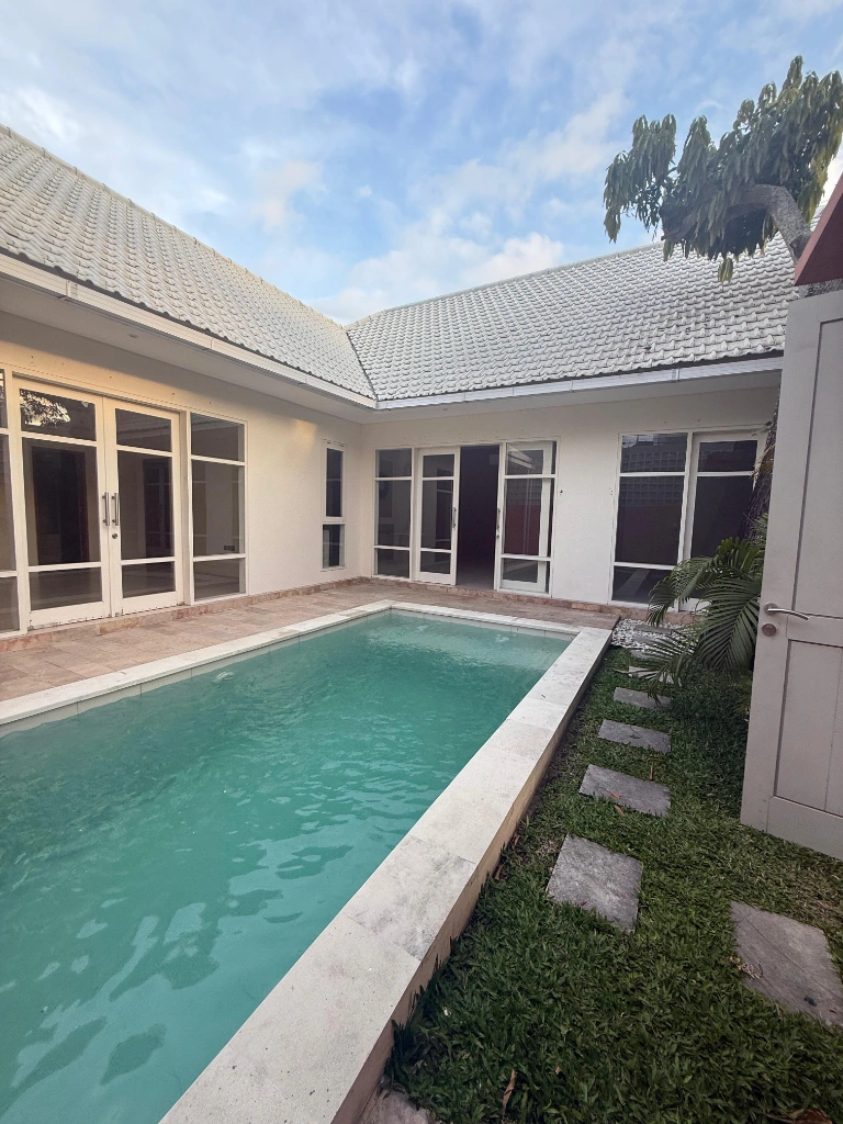 villa umalas area for rent in Canggu - Image 4