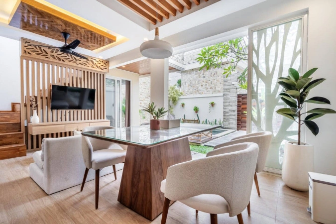 Villa Arsy – Your Perfect Poolside Getaway in a Central Location in Pererenan - Image 2