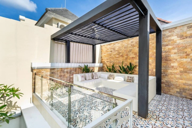 Villa Arsy – Your Perfect Poolside Getaway in a Central Location in Pererenan - Image 3