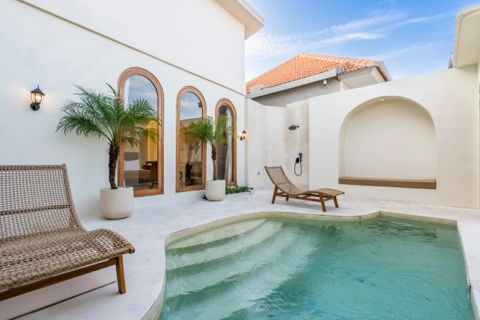 Villa Anaya by Orivista – Designer Luxury Villa Near Batu Bolong in Canggu - Image 2