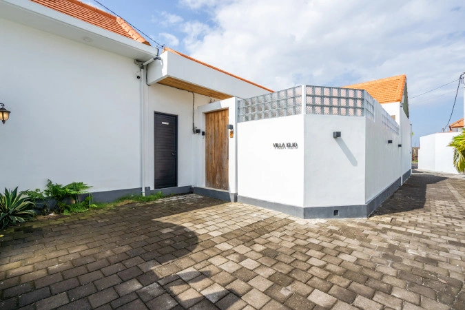 Villa Klio by Orivista – Designer Villa with Private Pool Near the Beach in Pererenan - Image 2