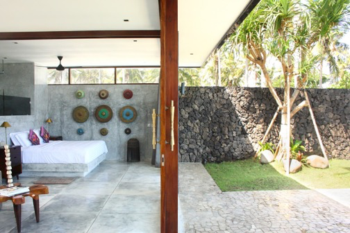 Beach Front Villa in Tabanan - Image 4