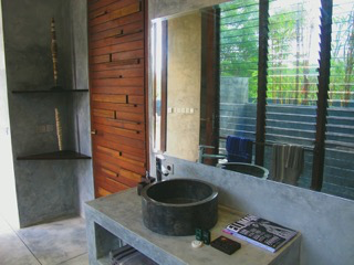 Beach Front Villa in Tabanan - Image 3