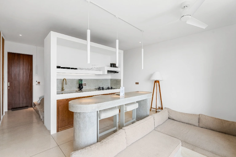 Sore - 1BR Luxury Canggu Apart | Pool, Near Cafés & Beach in Canggu - Image 4