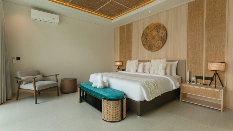 DENEVA - 1BR Premium Canggu Villa - Bathtub & Pool in Canggu - Image 4