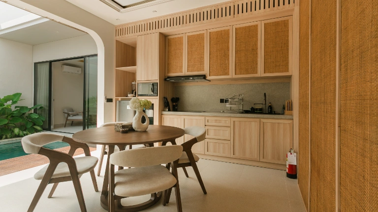 DENEVA - 1BR Premium Canggu Villa - Bathtub & Pool in Canggu - Image 3