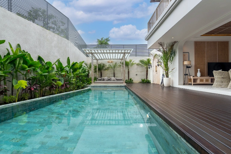 Deneva - Designer 3BR Umalas | Pool & Bath, 700m to Cafés in Canggu - Image 4