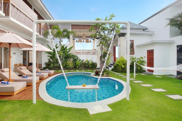 SOPHISTICATED 1 BEDROOM MODERN SUITE IN THE HEART OF BERAWA β AF668 in Canggu - Image 1