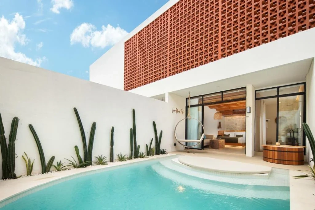 1 BEDROOM MODERN LUXURY VILLA IN ULUWATU- AF671