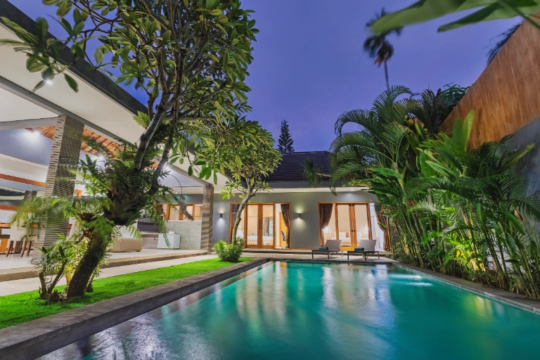 Villa Almira – Charming 3-Bedroom Villa with Spacious Garden in Umalas in Canggu - Image 3