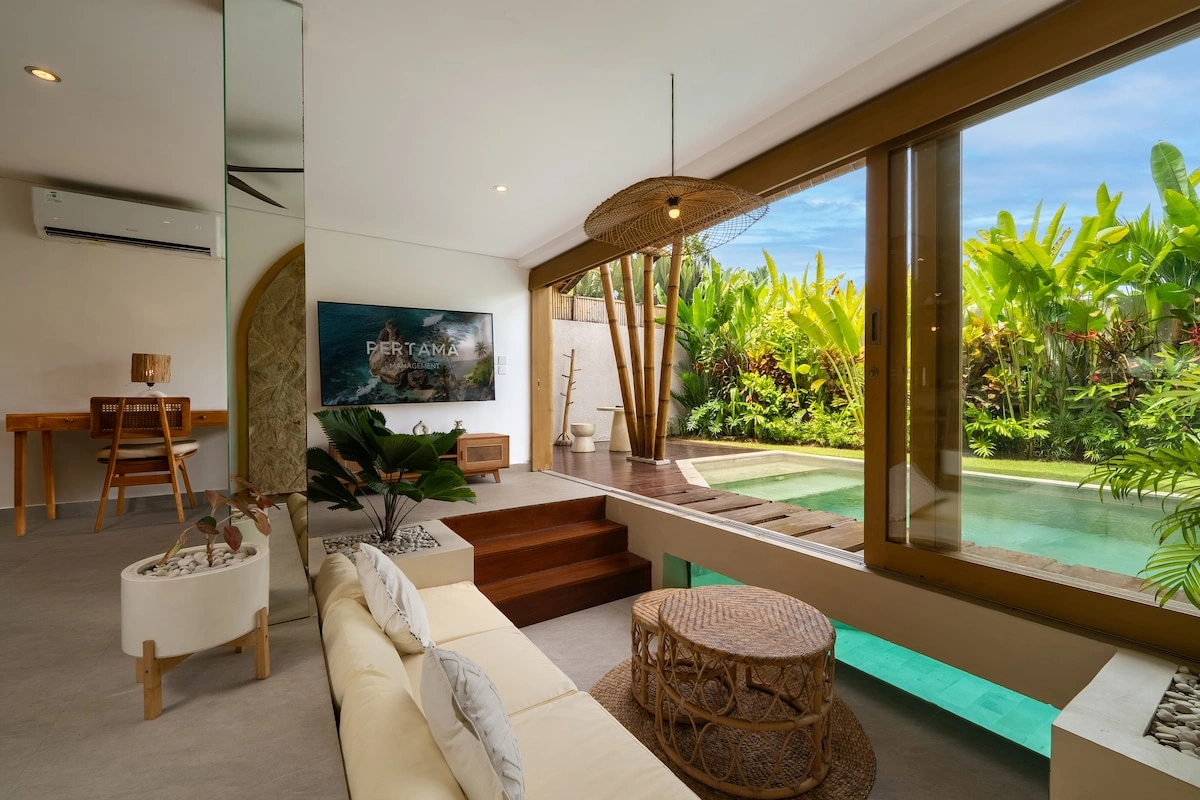 Sunset Bamboo 3BR Pool Villa Near Canggu in Canggu - Image 2