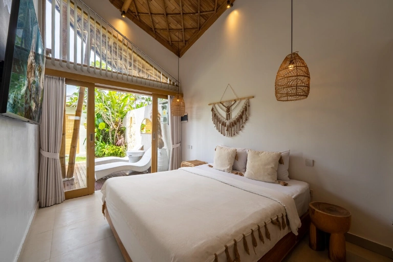 Sunset Bamboo 3BR Pool Villa Near Canggu in Canggu - Image 4