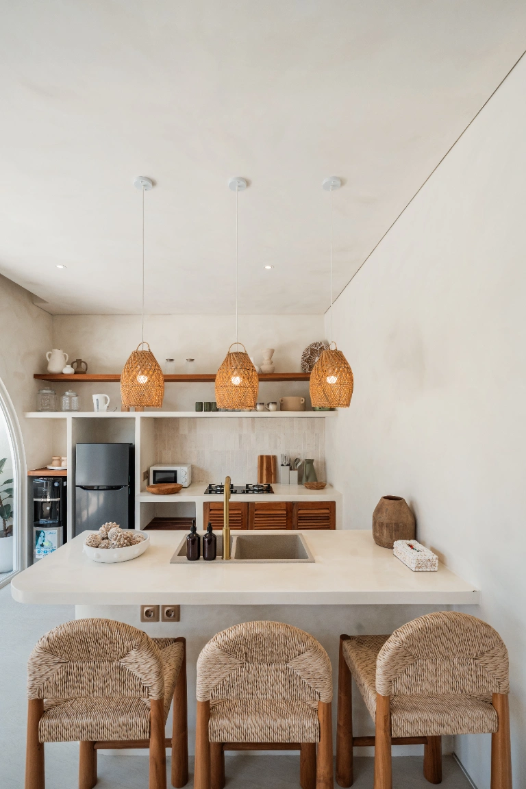 Brand-New 2BR Villa in Berawa – Prime Location, Quiet Surroundings in Canggu - Image 2