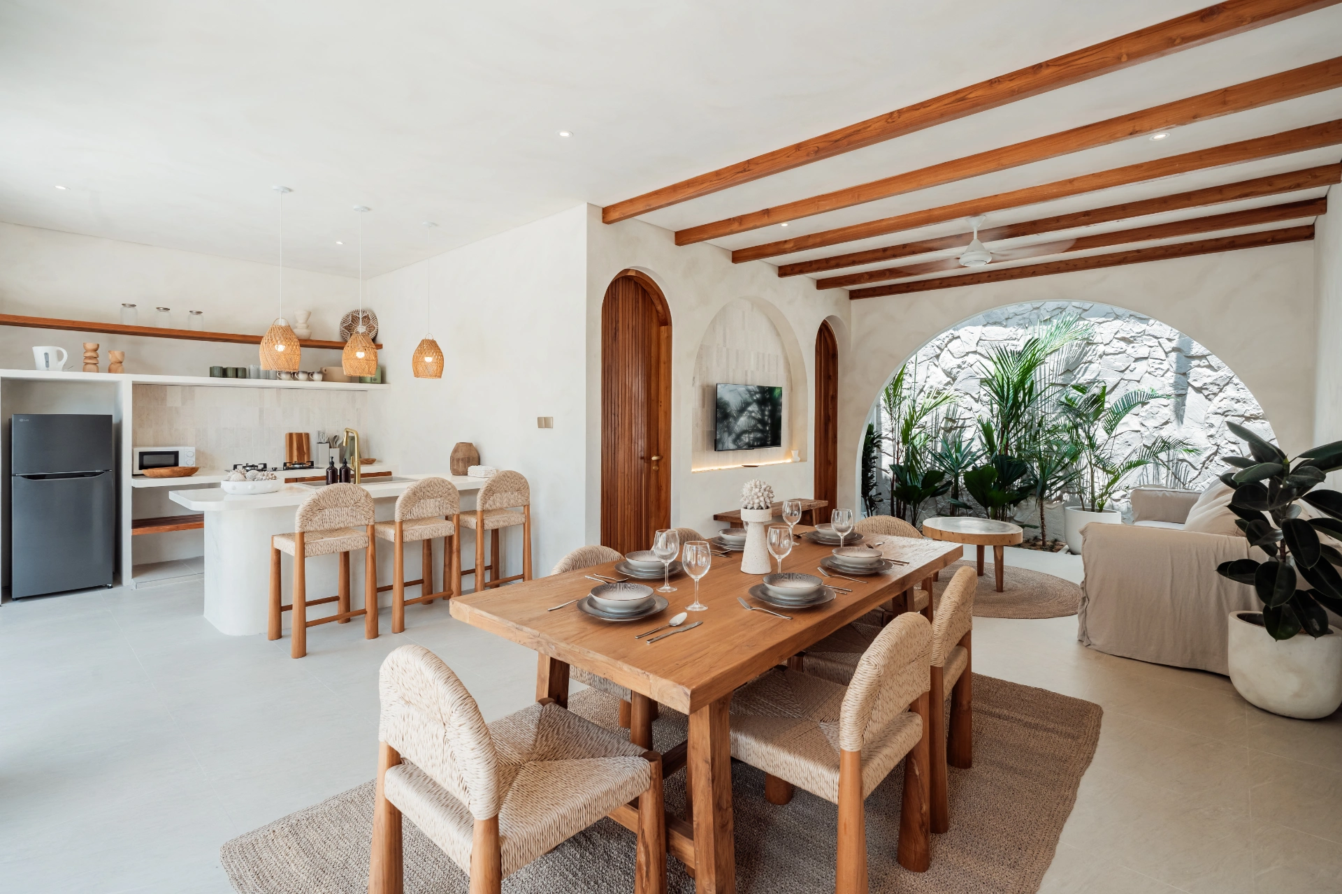 Brand-New 2BR Villa in Berawa – Prime Location, Quiet Surroundings