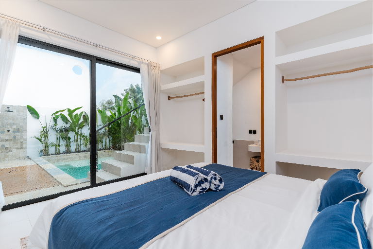 Mediterranean-Style 2BR Villa w/ Rooftop Ocean Views in Uluwatu - Image 2